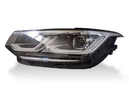 Volkswagen Tiguan Lampa przednia 5NB941081C