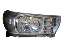 Toyota Hilux (AN120, AN130) Faro delantero/faro principal 811100K791