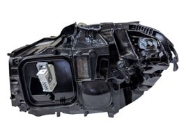 Mercedes-Benz CLS C218 X218 Lampa przednia A2188202259