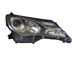 Toyota RAV 4 (XA40) Faro/fanale 8117042540