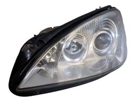 Mercedes-Benz S W221 Lampa przednia A2218200761