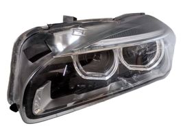 BMW 2 F46 Lampa przednia 7214903