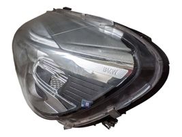 BMW 2 F46 Lampa przednia 7214903