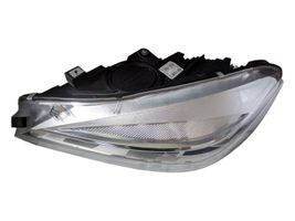 BMW 2 F46 Lampa przednia 7214903