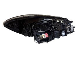 Volvo C70 Lampa przednia LE08A6183