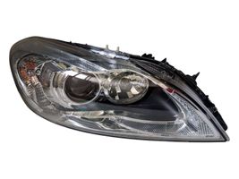 Volvo C70 Lampa przednia LE08A6183