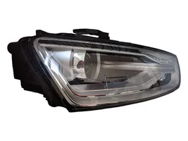 Audi Q3 8U Lampa przednia 8U0941006C