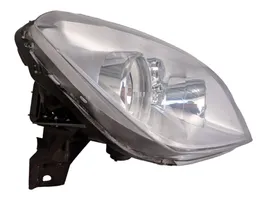 Opel Tigra B Lampa przednia 89311089