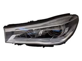 BMW 7 G11 G12 Lampa przednia 7483911