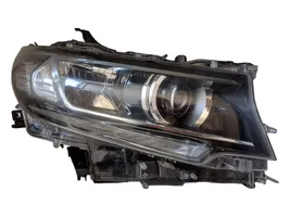 Toyota Land Cruiser (J150) Lampa przednia 8118560N20