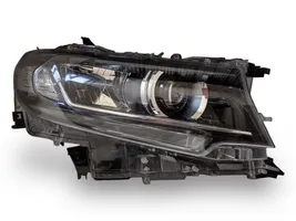 Toyota Land Cruiser (J150) Lampa przednia 8117160N20