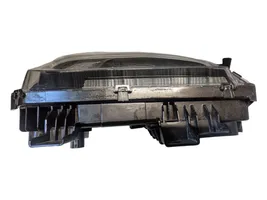 Mitsubishi L200 Fendinebbia anteriore 8315A058