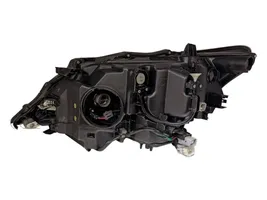 Lexus RX 330 - 350 - 400H Lampa przednia 8114548B40