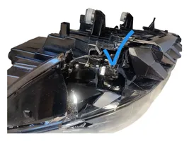 BMW X5 G05 Lampa przednia 5A2798101