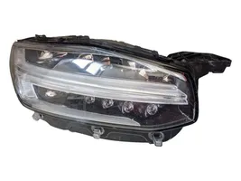 Volvo XC90 Lampa przednia 31656990