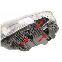 BMW X5 F15 Lampa przednia 0213174840