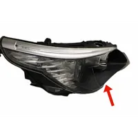 BMW 5 E60 E61 Lampa przednia A8704467205