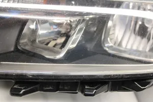 Volkswagen PASSAT B8 Lampa przednia 3G1941005C