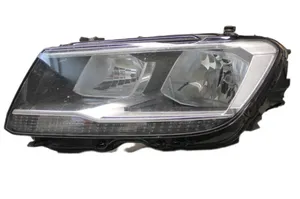 Volkswagen Tiguan Lampa przednia 5NB941005B