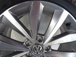 Volkswagen T-Roc R17 alloy rim 2GA601025P