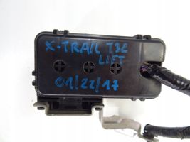 Nissan X-Trail T32 Module de fusibles 