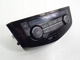 Nissan X-Trail T32 Panel klimatyzacji 275004EA0A