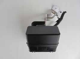 Nissan X-Trail T32 Relay mounting block 