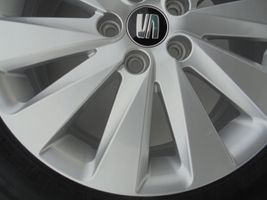 Seat Arona R16 alloy rim 6F9601025