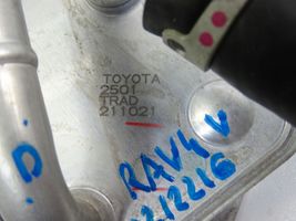 Toyota RAV 4 (XA50) Radiateur d'huile moteur 