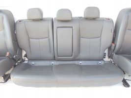 Nissan Pulsar Sēdekļu komplekts 