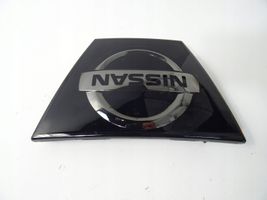 Nissan Micra K14 Mostrina con logo/emblema della casa automobilistica 628905FA0B