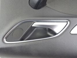 Audi A3 S3 8V Boczki / Poszycie drzwi tylnych 8U0867305