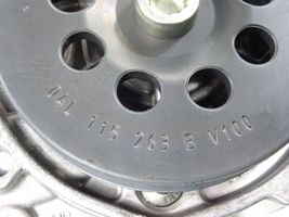 Volkswagen Golf VII Масляный насос 04L145208AB