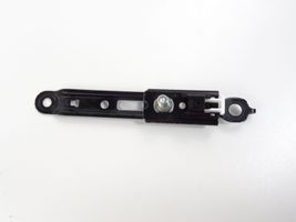 Toyota RAV 4 (XA50) Rail de réglage hauteur de ceinture de sécurité E56300