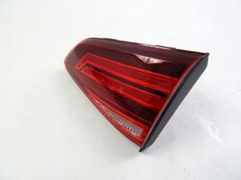 Volkswagen Golf VII Lampy tylnej klapy bagażnika 5G0945094AG