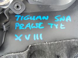 Volkswagen Tiguan Boczki / Poszycie drzwi tylnych 5NA867212K