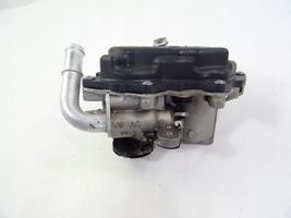 Volkswagen Touran III Soupape vanne EGR 04L131501S