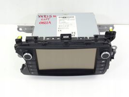 Toyota Yaris Panel / Radioodtwarzacz CD/DVD/GPS 861400D220