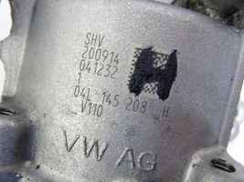 Volkswagen Golf VII Pompe à huile 04L115251A