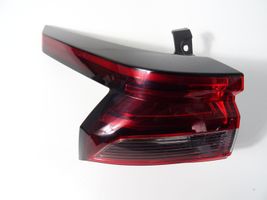 Nissan Qashqai J12 Lampa tylna 