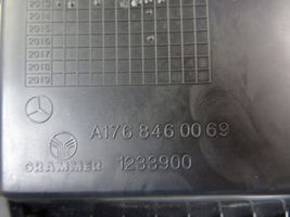 Mercedes-Benz A W176 Multifunkcinis valdymo jungtukas/ rankenėlė A1768460069