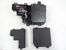 Nissan X-Trail T32 Fuse box set 284B7-5NA0A