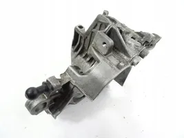 Volkswagen Golf VII Generator/alternator bracket 04L903143B