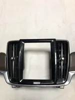 Volvo V90 Cross Country Rivestimento del pannello 31688585