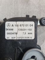 Mercedes-Benz GL X166 Электрический двигатель для открытия форточки в кузове A1666700104