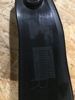 Mercedes-Benz GL X166 Rivestimento dell’estremità del parafango A1668890025