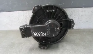 Toyota Yaris Ventola riscaldamento/ventilatore abitacolo 