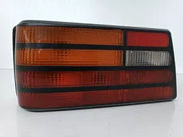 Ford Orion Lampy tylnej klapy bagażnika 