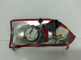 Opel Insignia A Lampy tylnej klapy bagażnika 