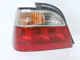 Daewoo Nexia Luces portón trasero/de freno 